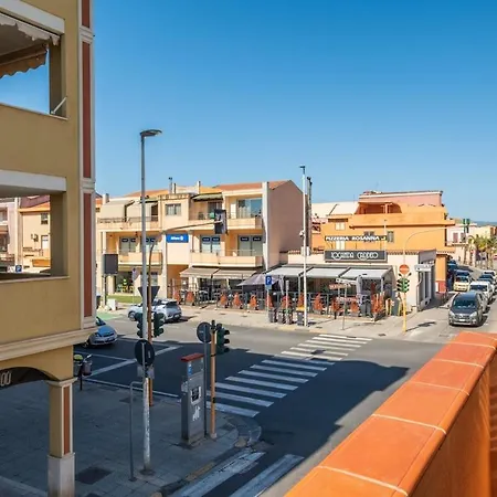 Apartment Sunset Lounge - Del Poetto 5min & Terrazza Quartu SantʼElena